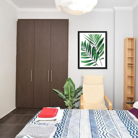 Modern Apartment In The Heart Of The City ลาริซา ภายนอก รูปภาพ